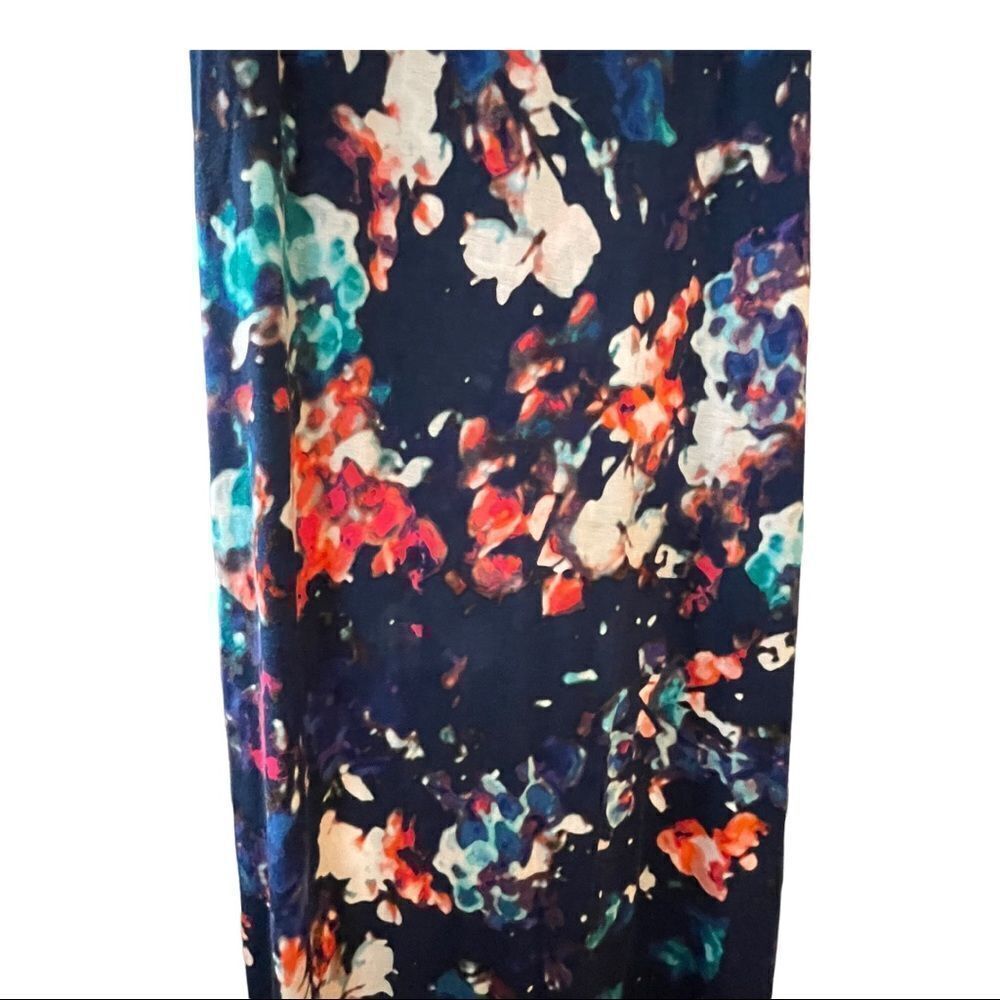 ‎FLORAL MAXI KNIT SKIRT